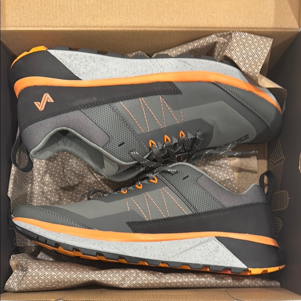 Men's Gray and Orange Athletic Shoes